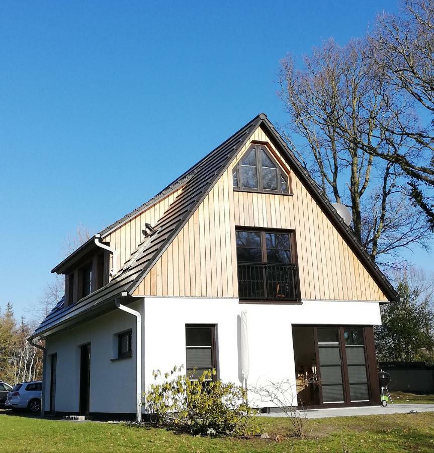 Darsser Strandgut - Haus Ahrenshooper Holz Exterior foto